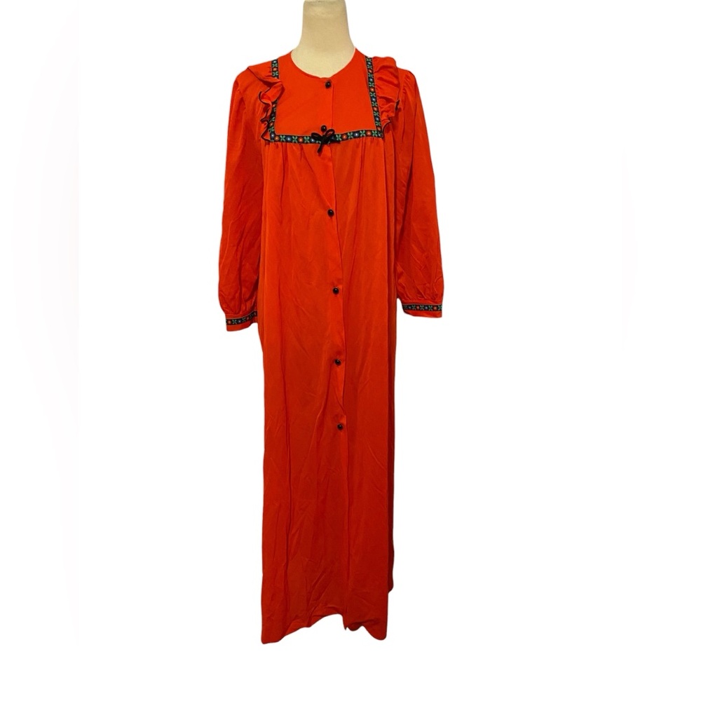 Vintage 60s Lorraine Scandinavian ribbon trim robe house coat Hippie Kitsch M